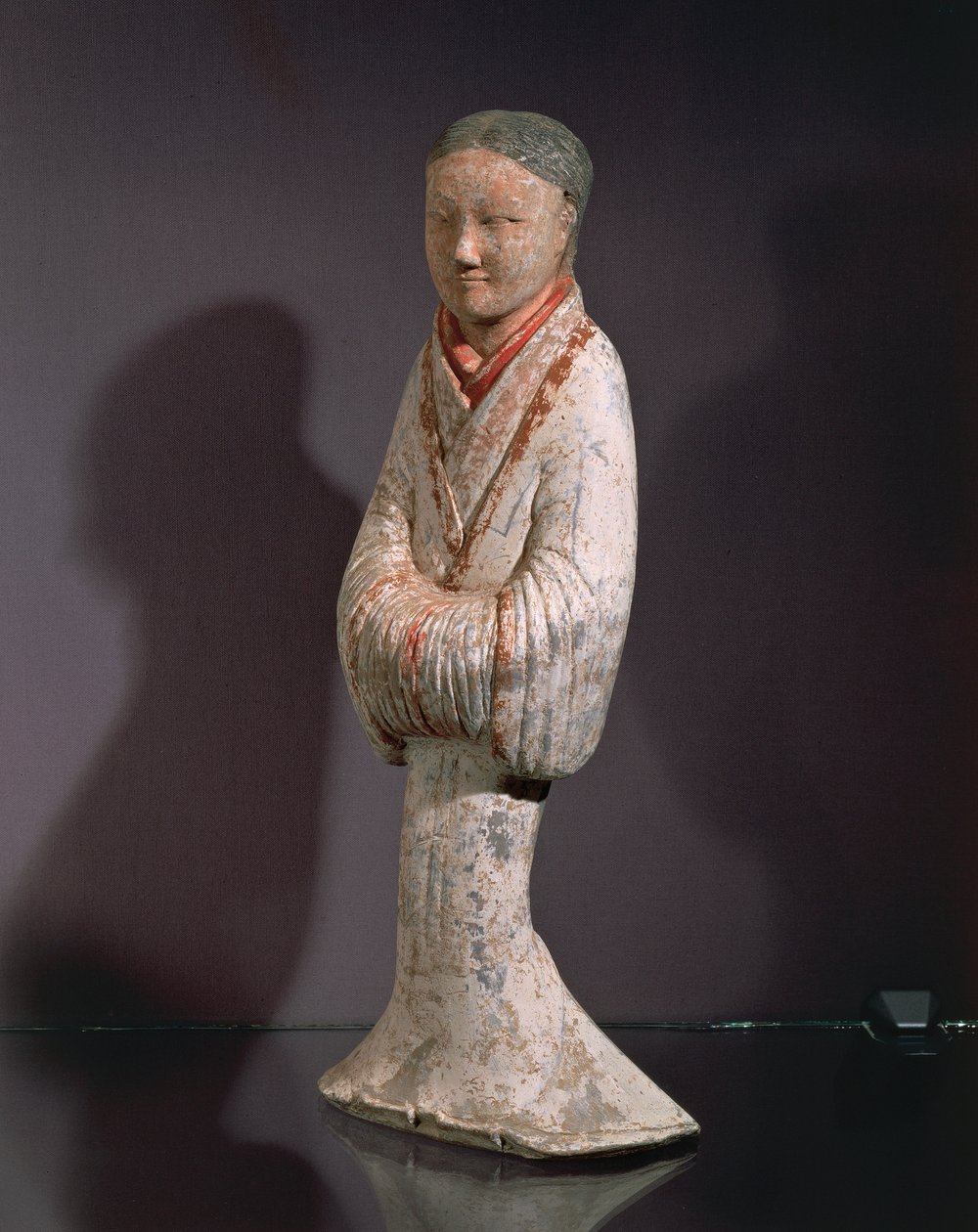 Dame i stående stilling (terrakotta) av Western Han Dynasty Chinese School