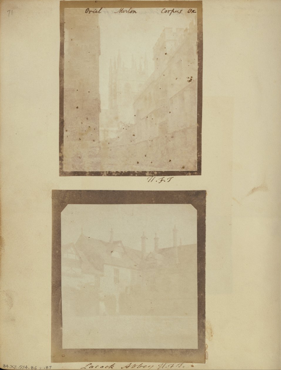 Gårdsplassen i Lacock Abbey. av William Henry Fox Talbot
