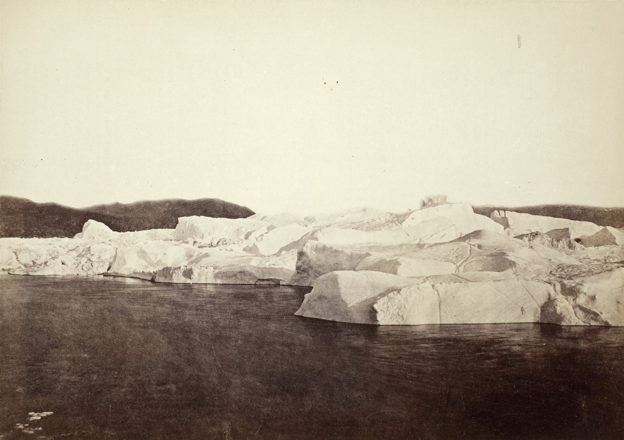 Kysten blokkert av isfjell nær Julianes Haab (#122) av William Bradford