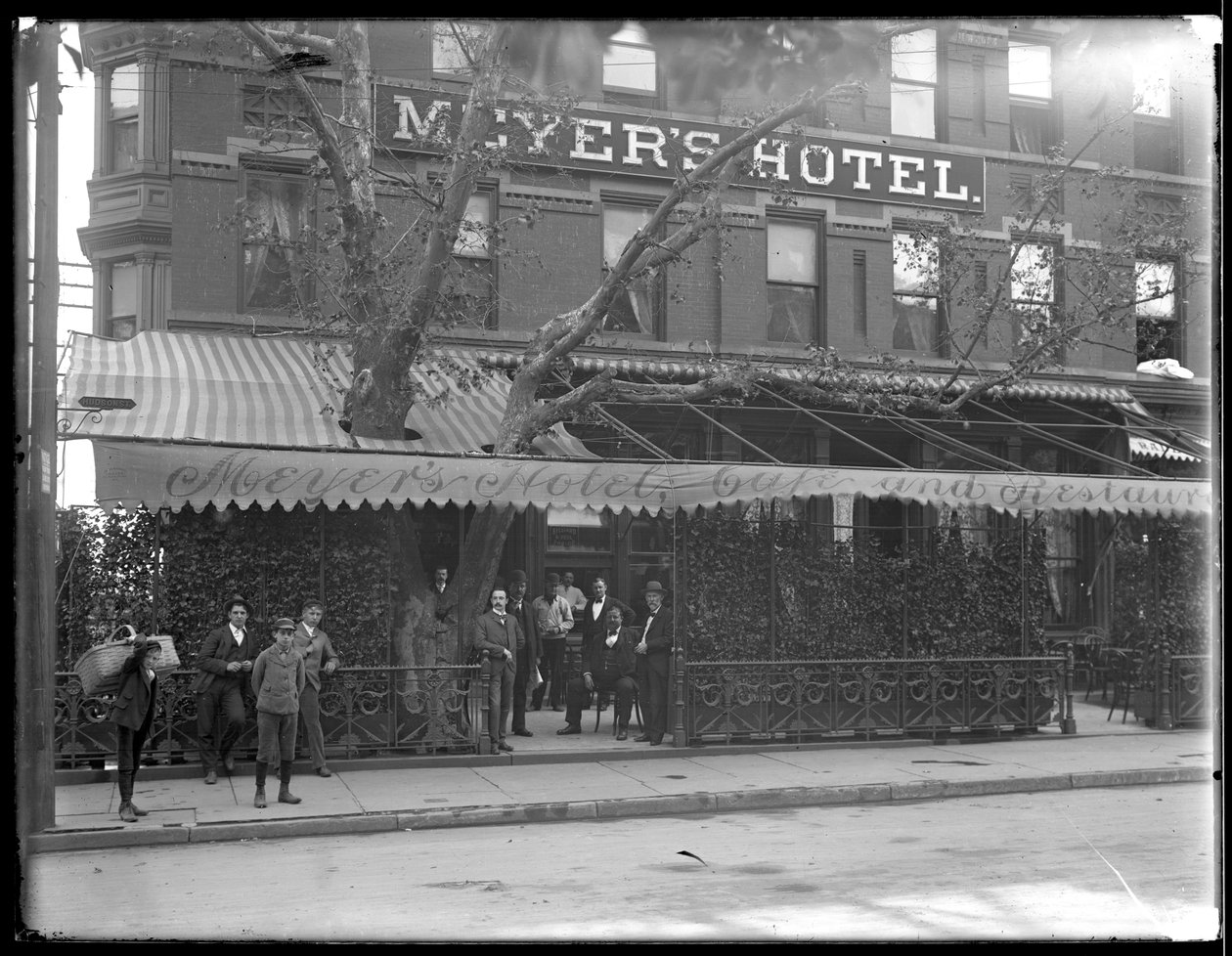 Meyers hotell, Hoboken, ca. 1910 av William Davis Hassler
