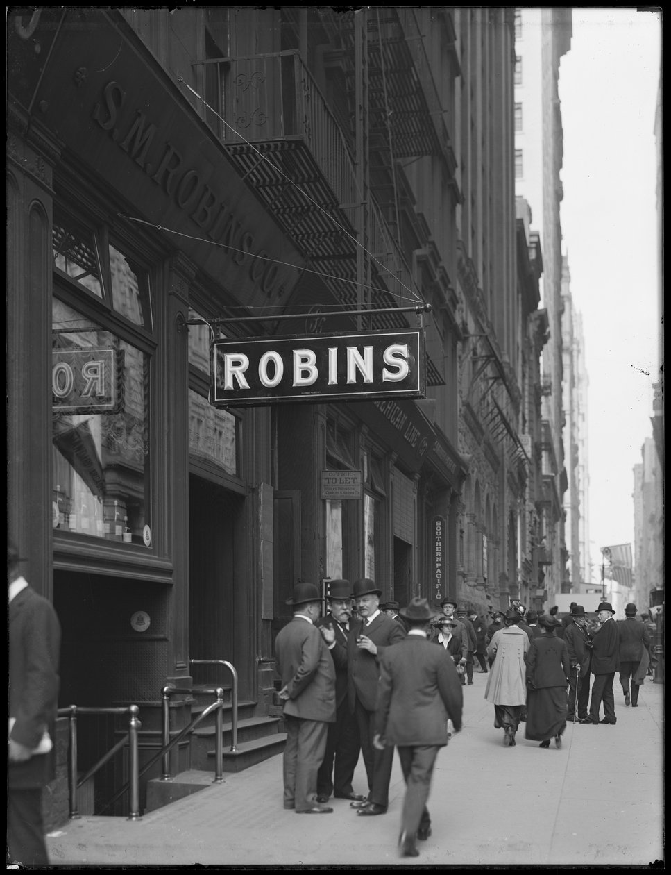 S.M. Robins Co.-skilt på Broadway 35, New York City, 2. mai 1916 av William Davis Hassler