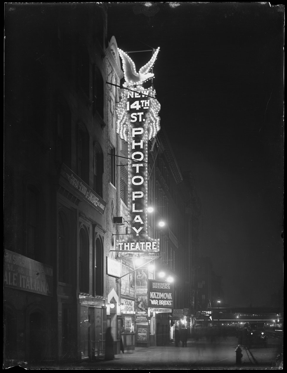 The New 14th Street Photoplay Theatre, New York City, 6. januar 1917 av William Davis Hassler