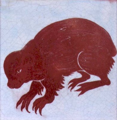 Piggsvin (rød glans på keramikkfliser) av William de Morgan