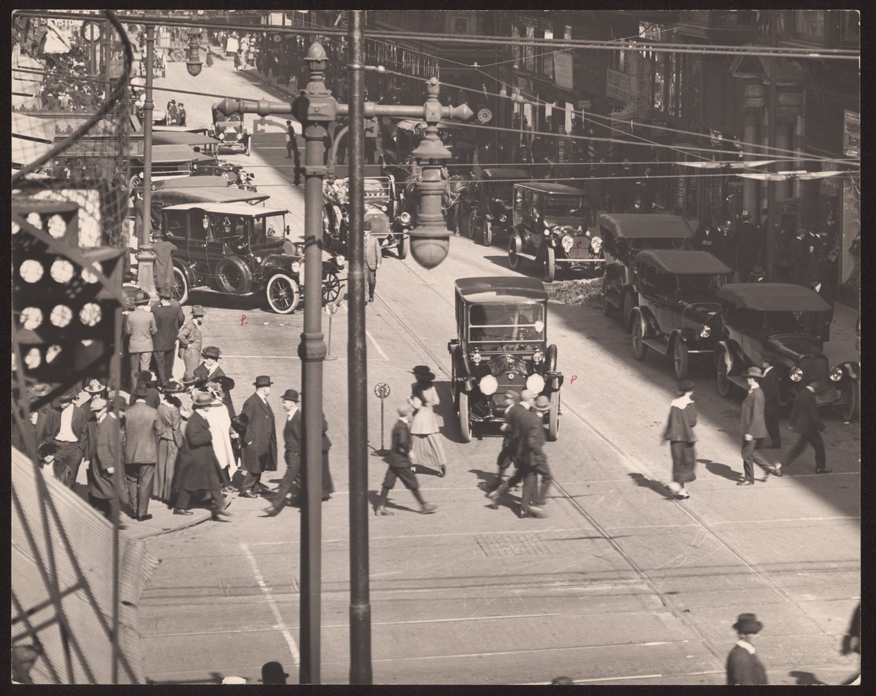 Sixth Street ser nordover fra Olive Street av William G. Swekosky