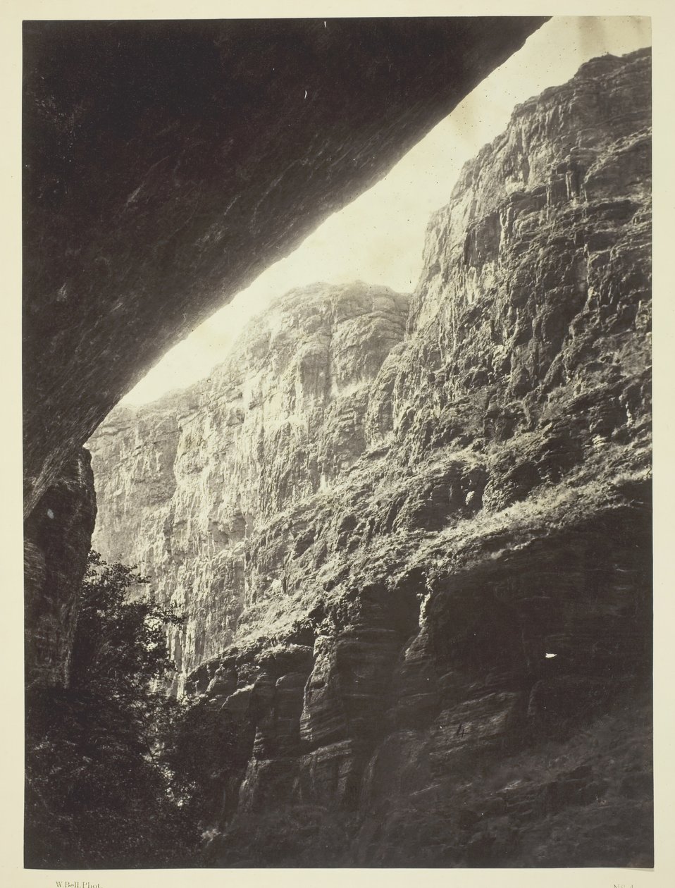 Canon of Kanab Wash, Colorado River, Looking South, 1872. av William H. Bell