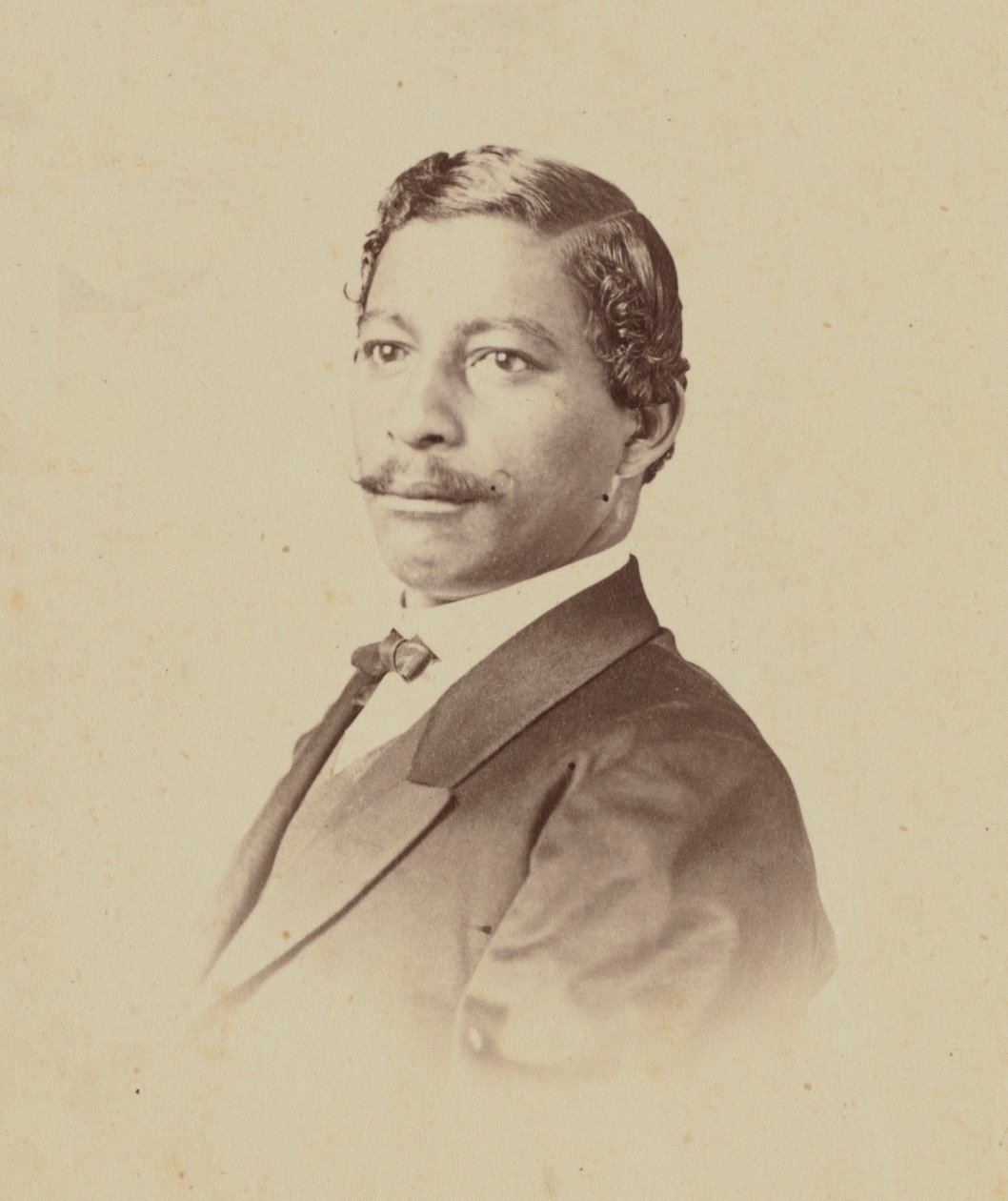 Carte-de-visit-portrett av John W. Menard, 1868-1870. av William H. Leeson