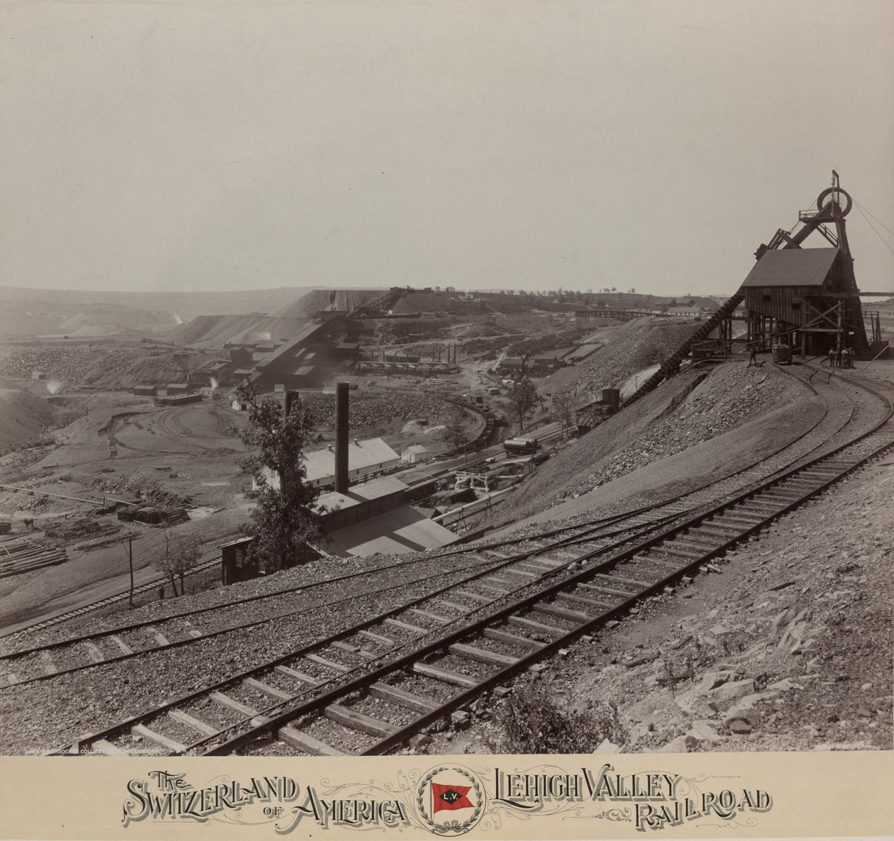Knickerbocker Colliery nær Shenandoah, Lehigh Valley Railroad av William H. Rau