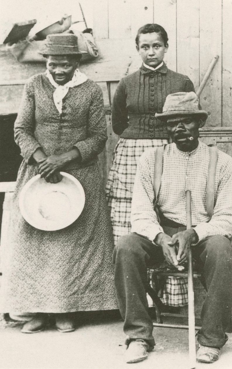 Postkort av Harriet Tubman, Nelson Davis og datteren Gertie, ca. 1887, trykt 1992. av William Haight Cheney