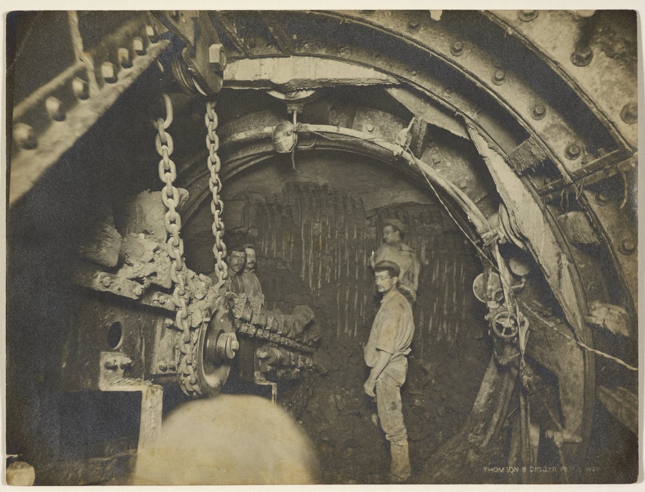 Bygging av sentrallinjen til London Underground av William Henry Fox Talbot