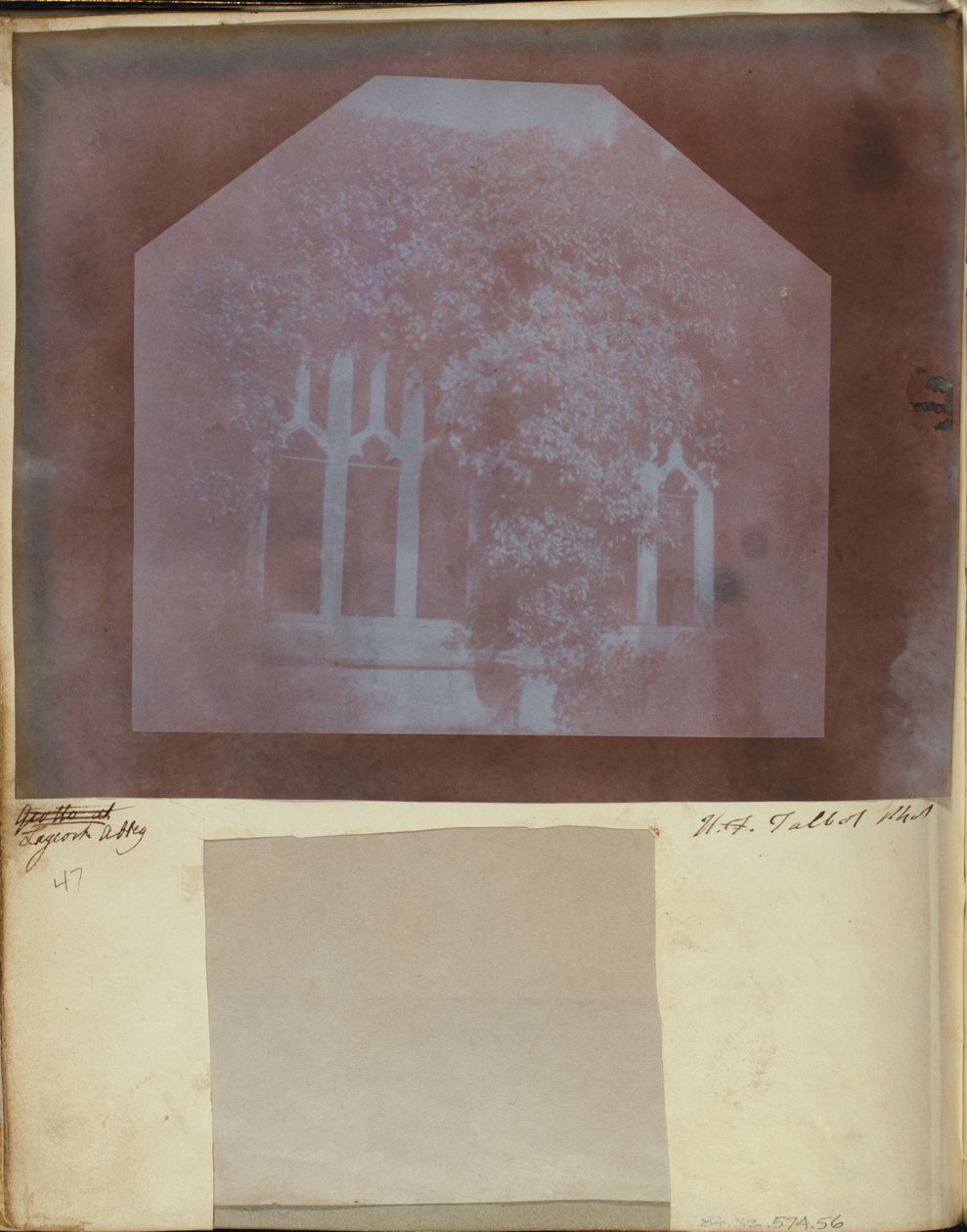 Detalj av klostrene i Lacock Abbey av William Henry Fox Talbot