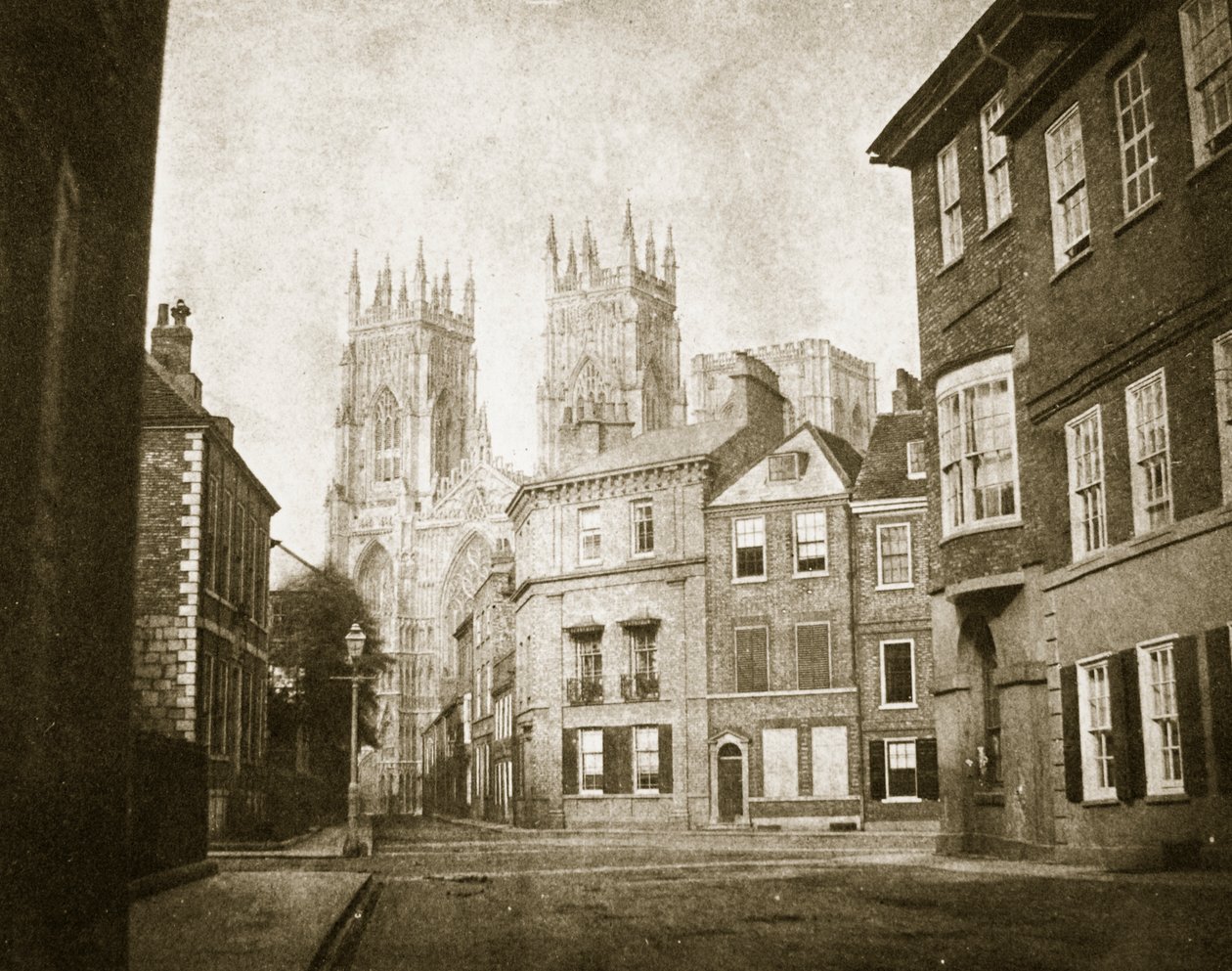 West Front, York Minster, fra Lendall Street, 1845 av William Henry Fox Talbot
