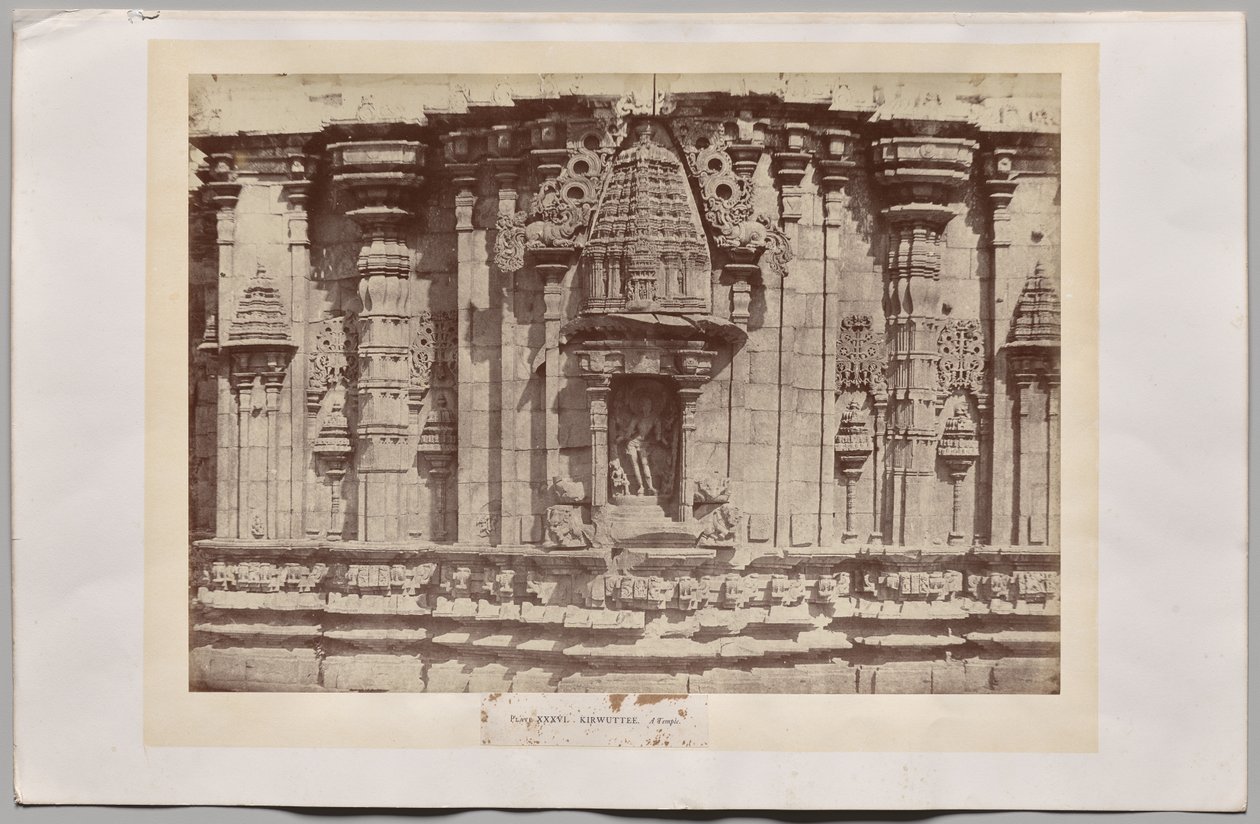 Kirwuttee, et tempel, India av William Henry Pigou
