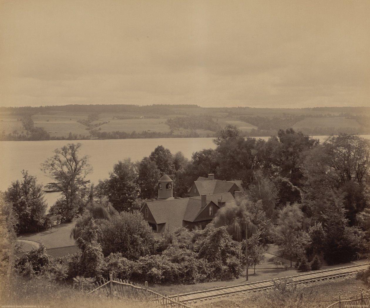  av William Herman Rau