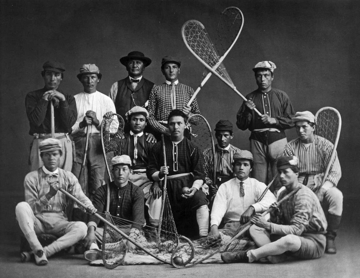 Canadian Indian Lacrosse Team, fotografert av William Notman (1826-1891) av William Notman