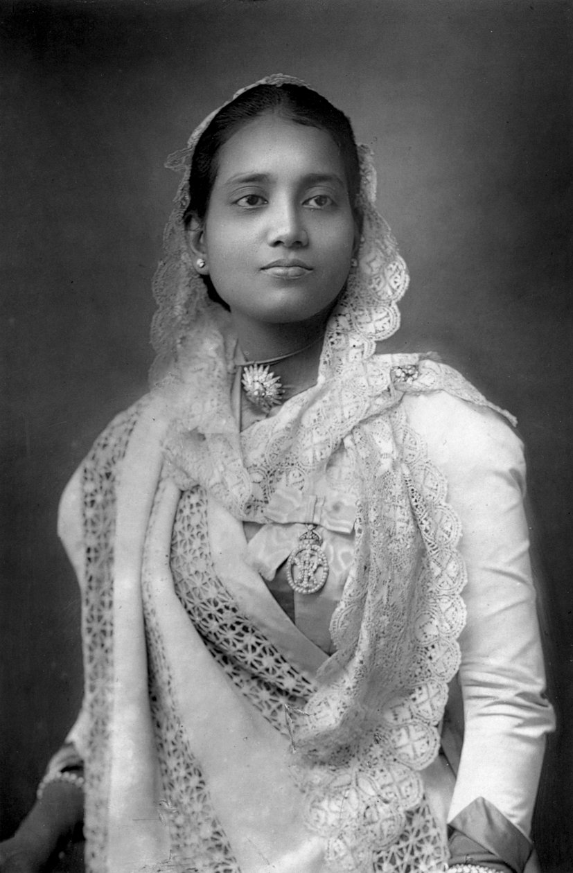 Keiserinnen av Koch Bihar, Vest-Bengal, India, 1893. av William and Daniel Downey