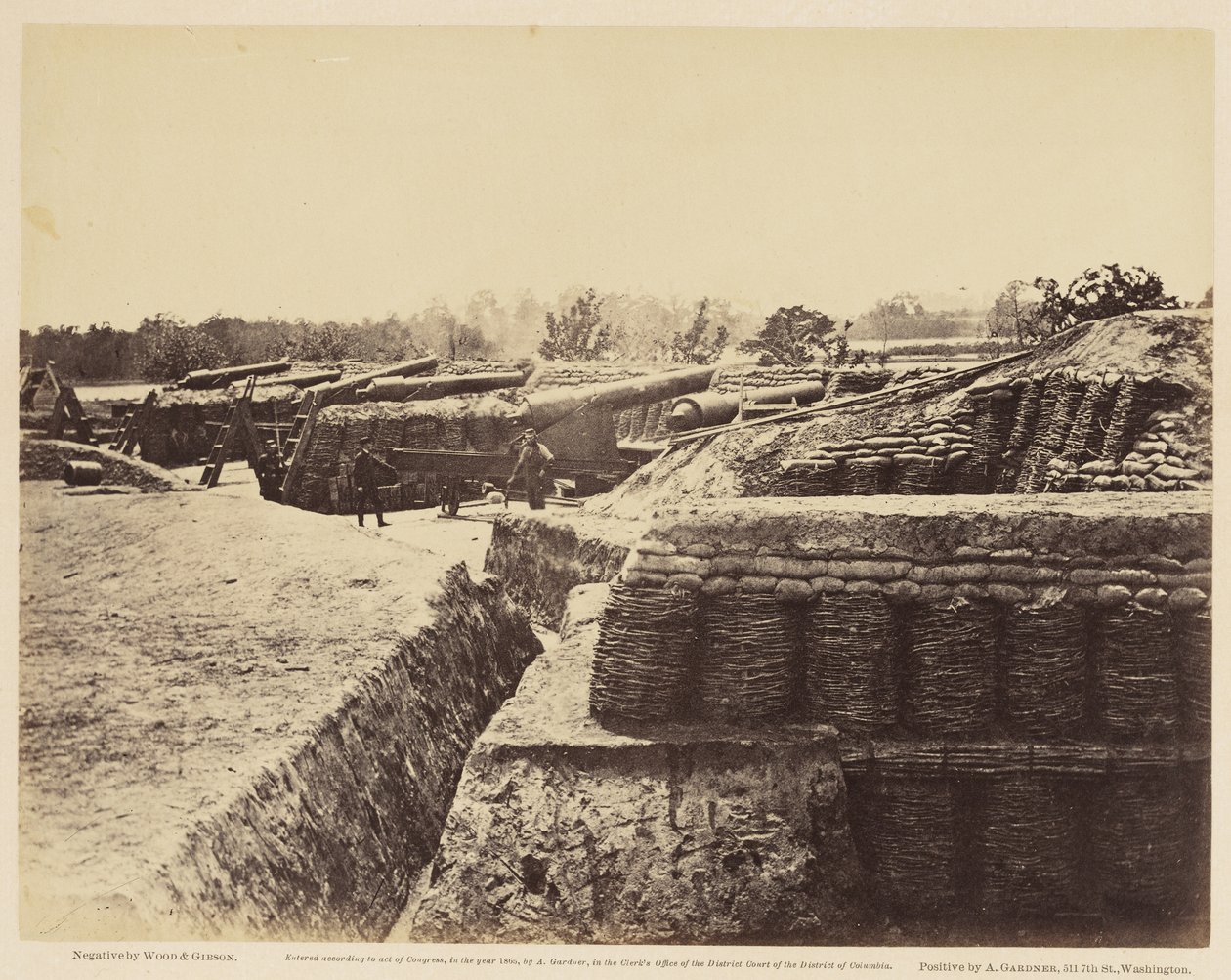 Batteri nr. 1, nær Yorktown? Nr. 2. mai, 1862 (albumintrykk montert på vevd papir) av Wood and Gibson Wood and Gibson