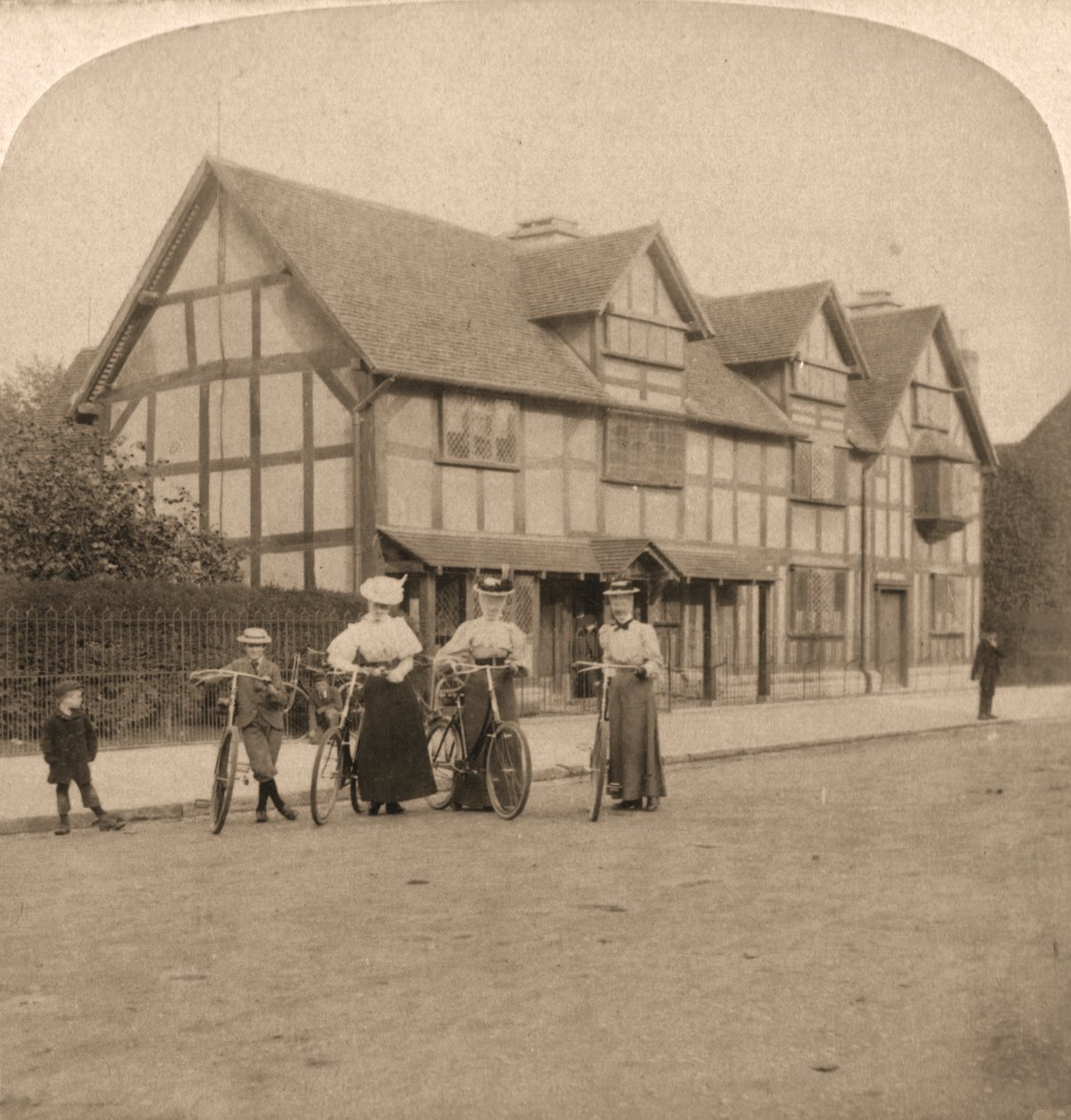 Shakespeares fødested, Stratford on Avon, England, 1896. av Works and Sun Sculpture Studios