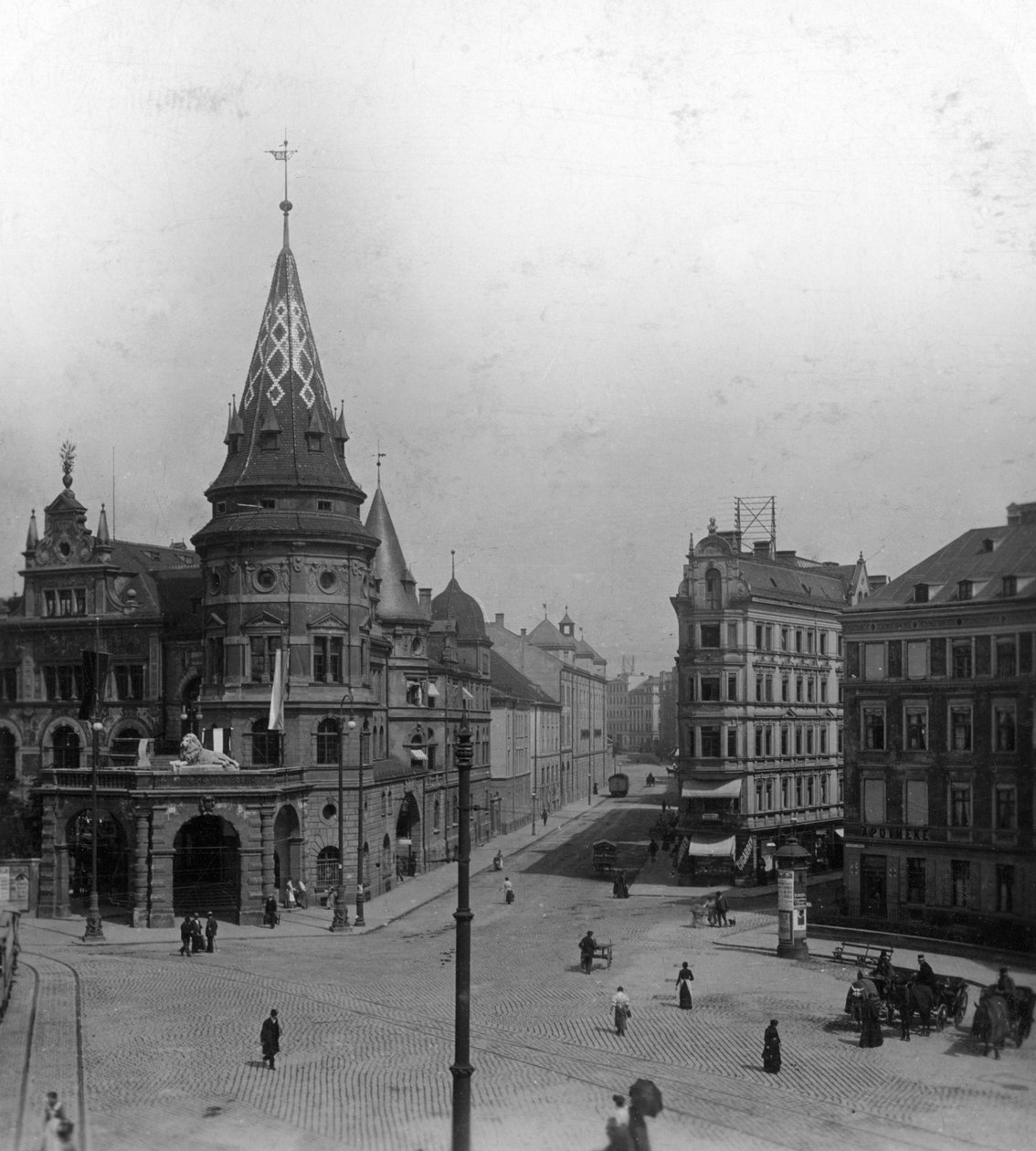 Löwenbräu Keller og Stiglmaierplatz, München, Tyskland, ca 1900-tallet. av Wurthle and Sons