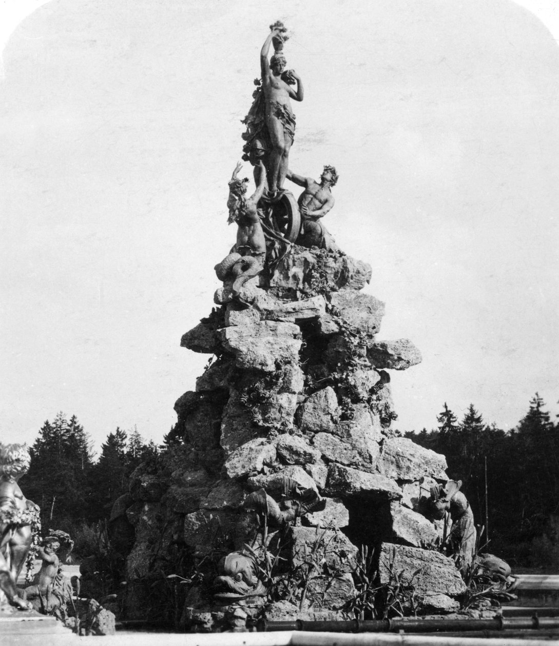Fontenen ved Herrenchiemsee-palasset, Bayern, Tyskland, ca 1900-tallet. av Wurthle and Sons