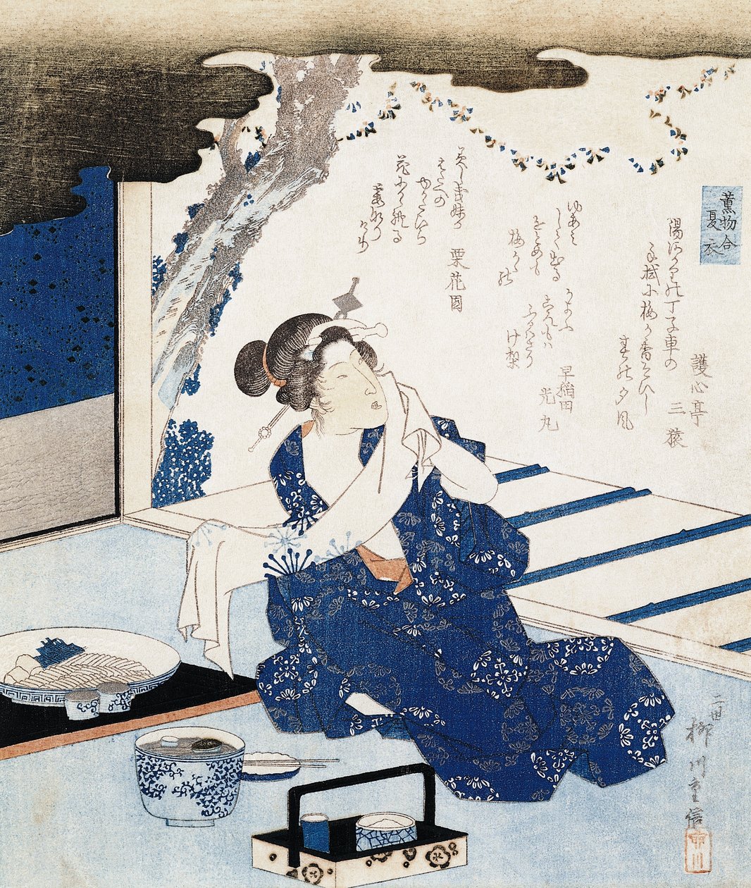 Courtesane iført yukata (blå og hvit bomullskimono), veggpanel er dekorert med dikt av Yanagawa II Shigenobu