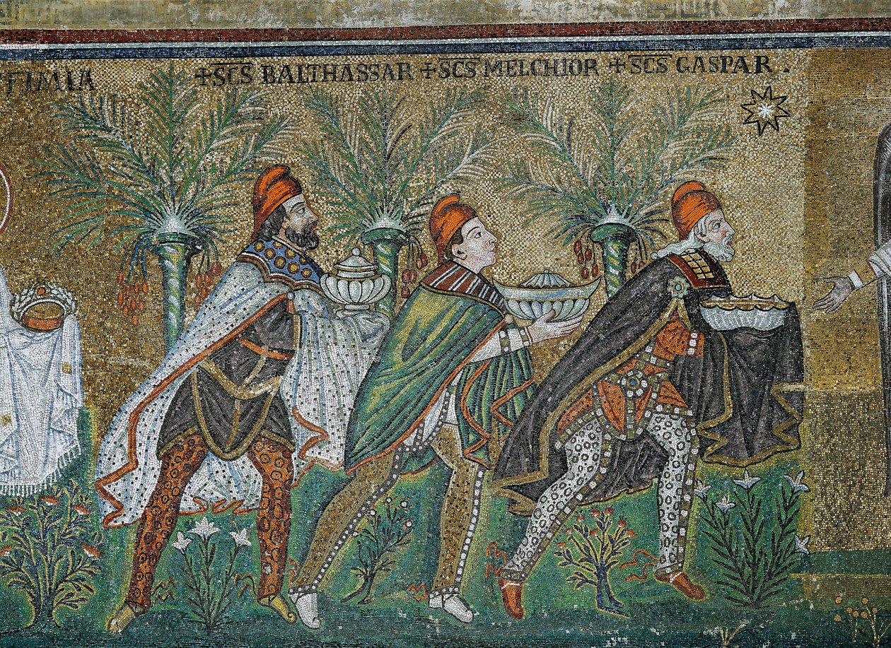 Basilica of Sant'Apollinare Nuovo, Detalj av mosaikk som representerer prosesjon av magi, Ravenna, Emilia-Romagna, Italia av Georg Carl Heinrich Dollmann