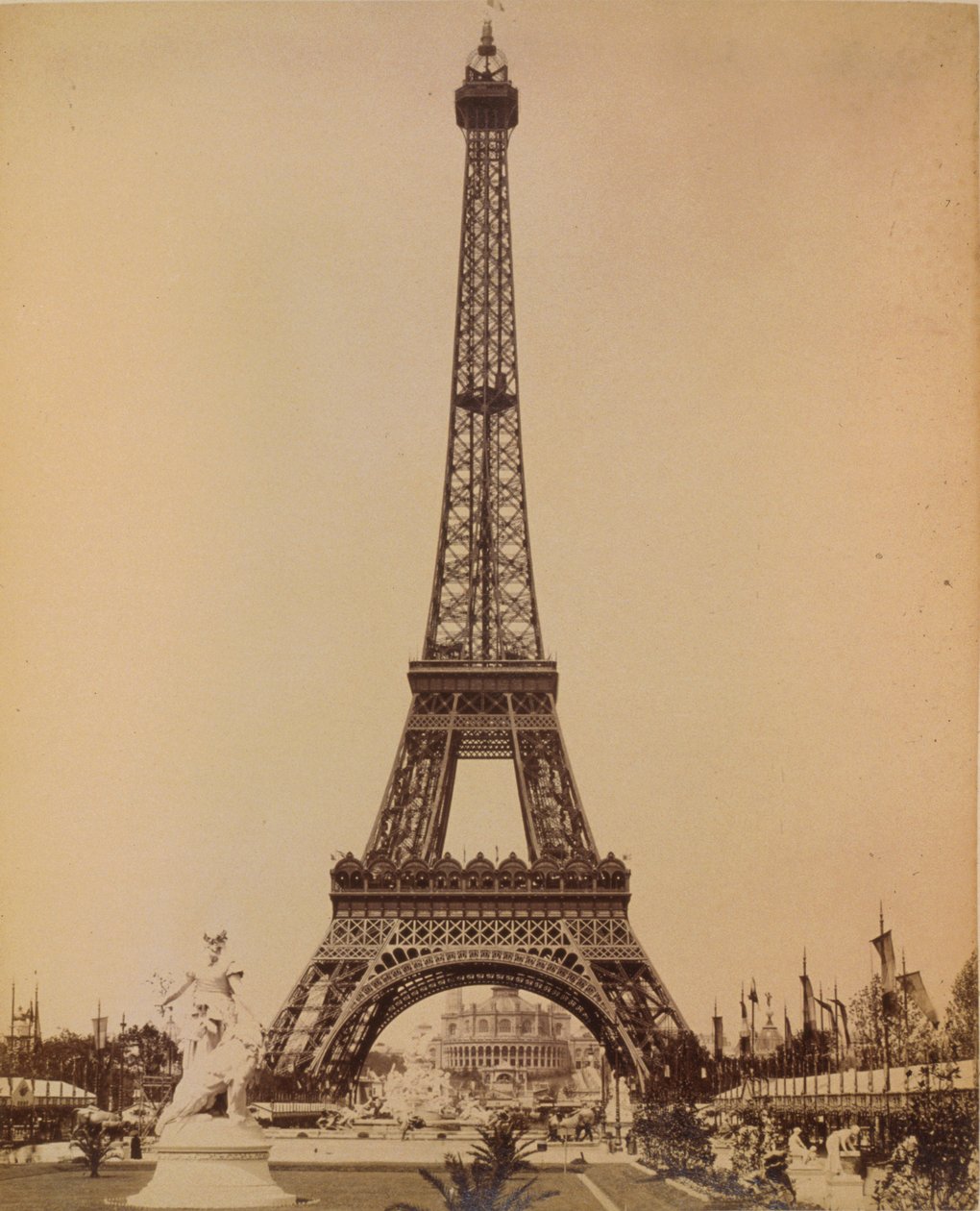 Eiffeltårnet, Paris-utstillingen av . .