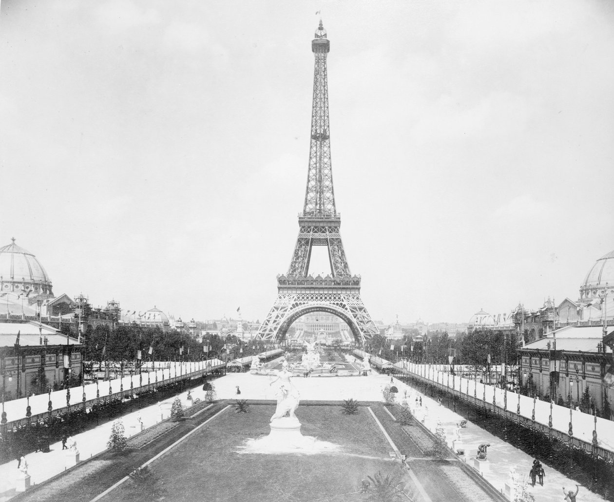 Eiffeltårnet, Paris-utstillingen av . .