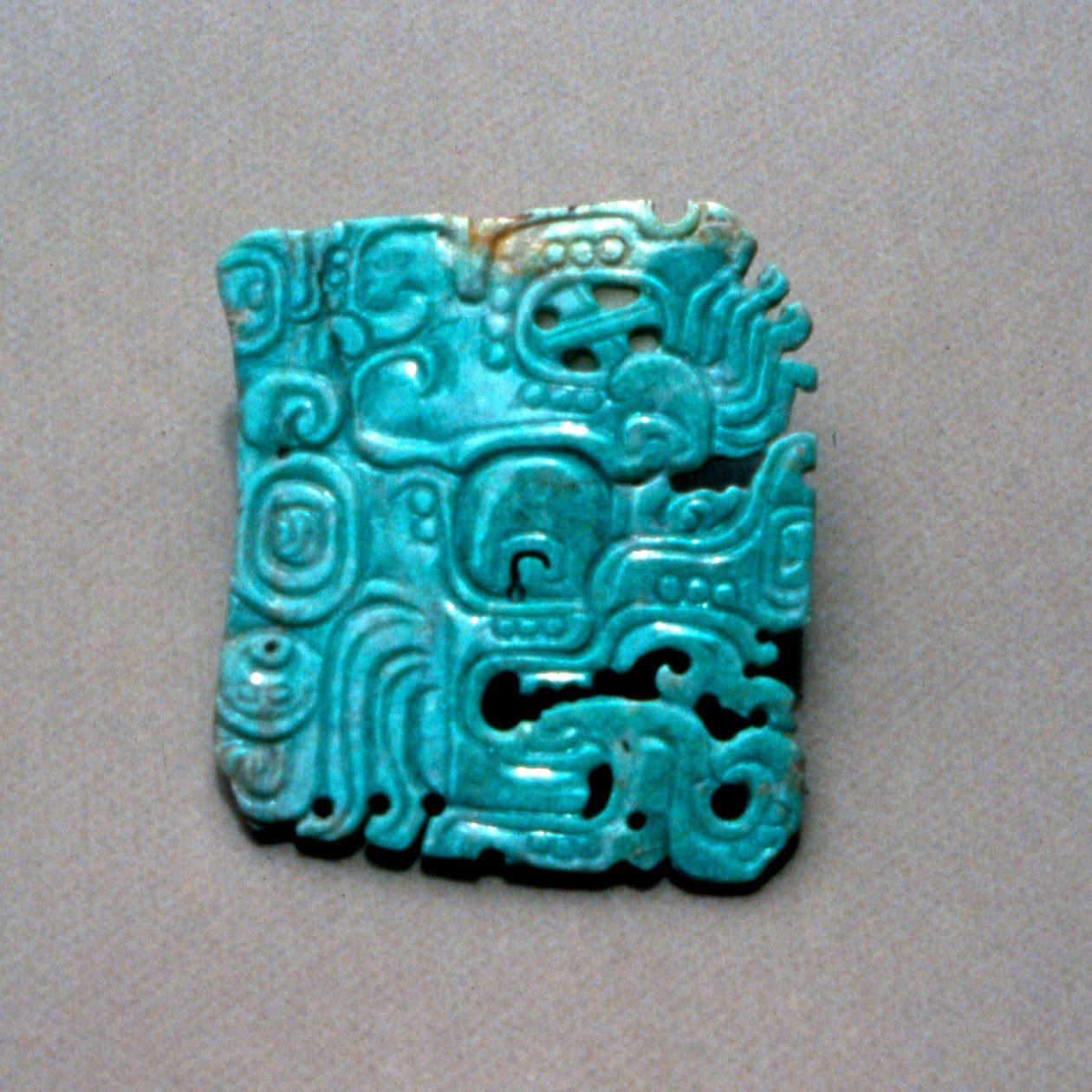 Gravering av Itzamna fra en grav i Topoxte, Peten, Guatemala, klassisk periode, ca. 300-900 e.Kr. (jade) av Hippolyte Lalaise Devéria