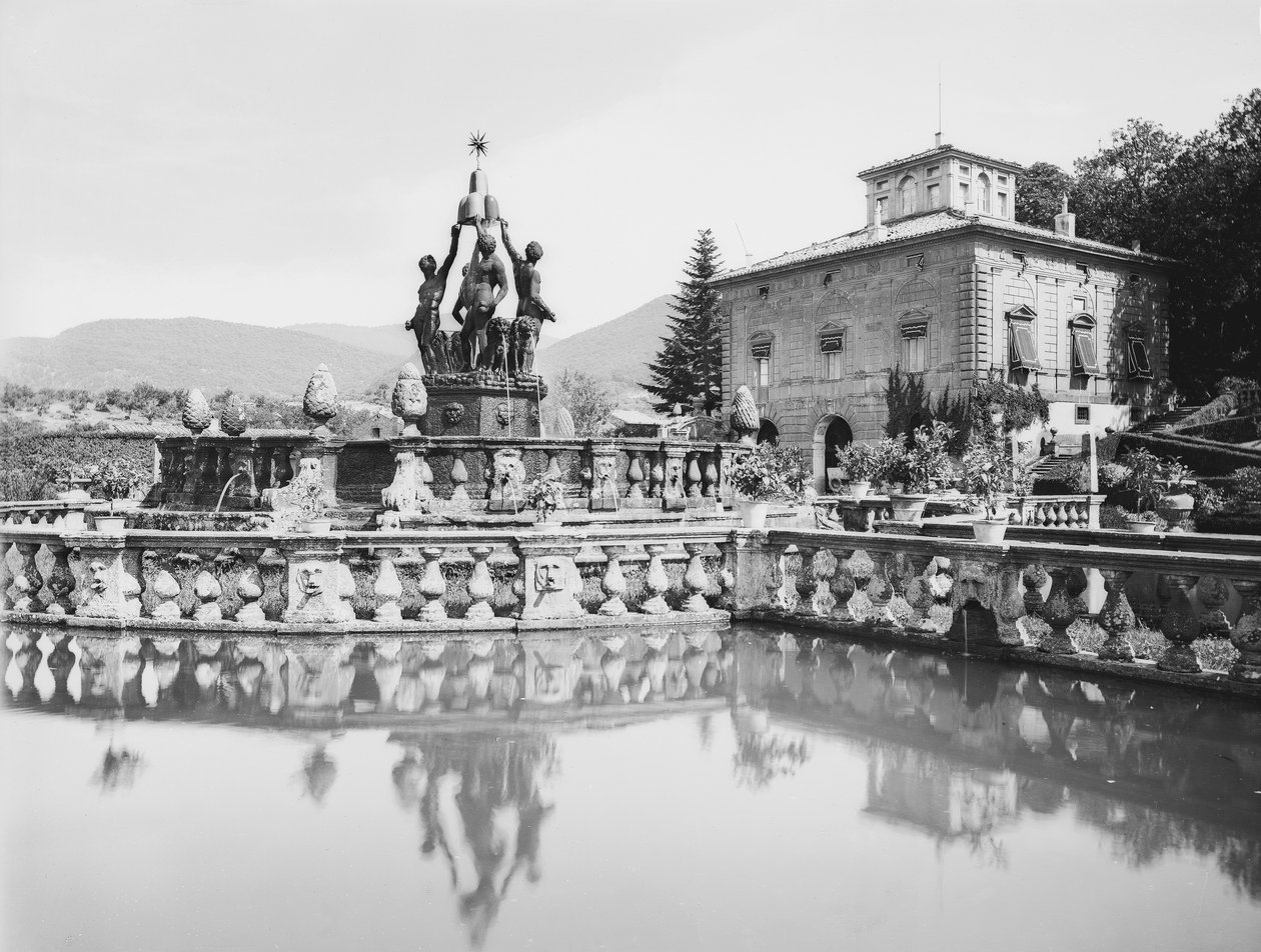 Hovedfontene ved Villa Lante i Bagnaia i utkanten av Viterbo. av Henry Charles Fehr