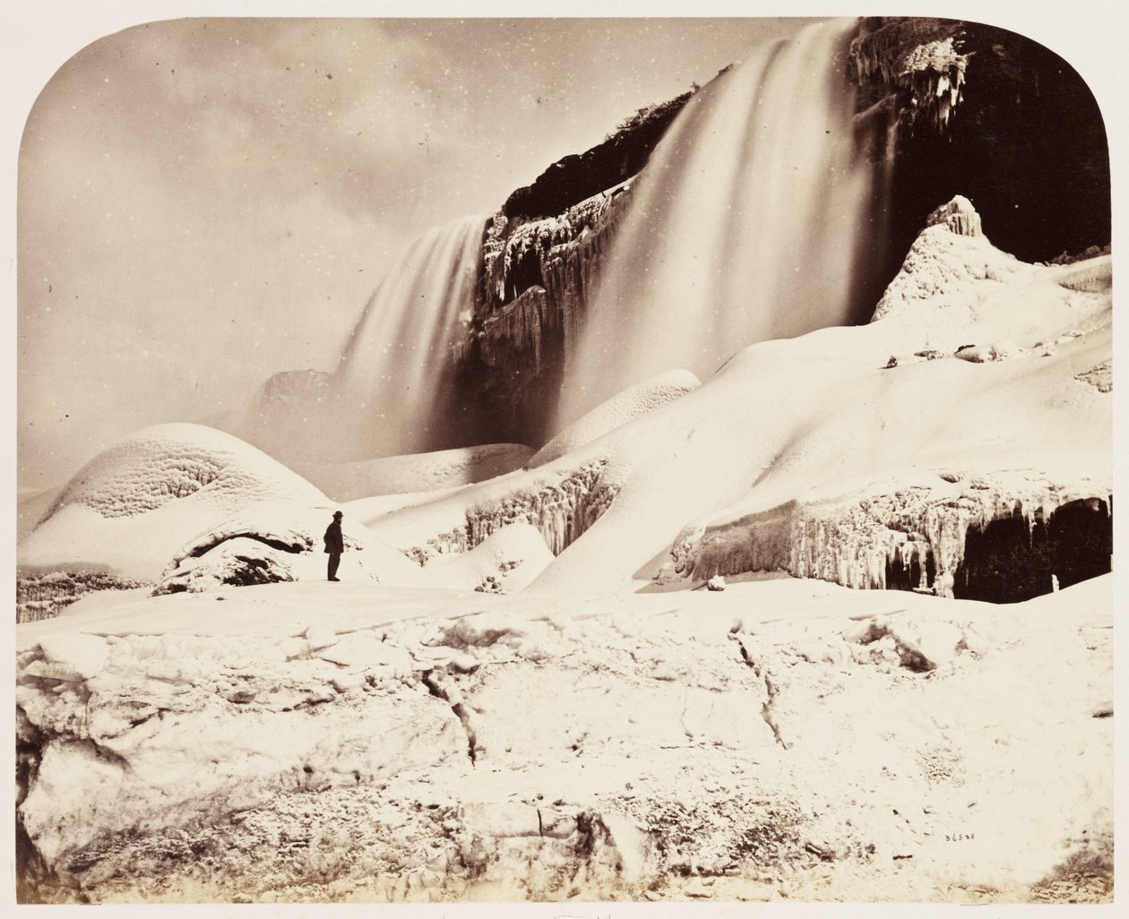 En del av American Falls, med Caves' av John Pardon