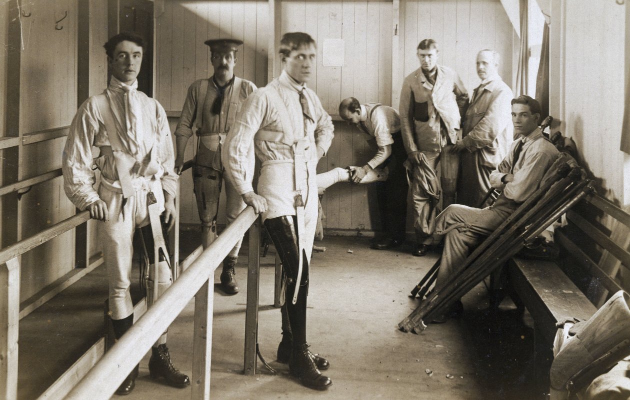 Protetikk Soldater iført kunstige ben, c 1915-1918 av Ferdinand Georg Waldmuller
