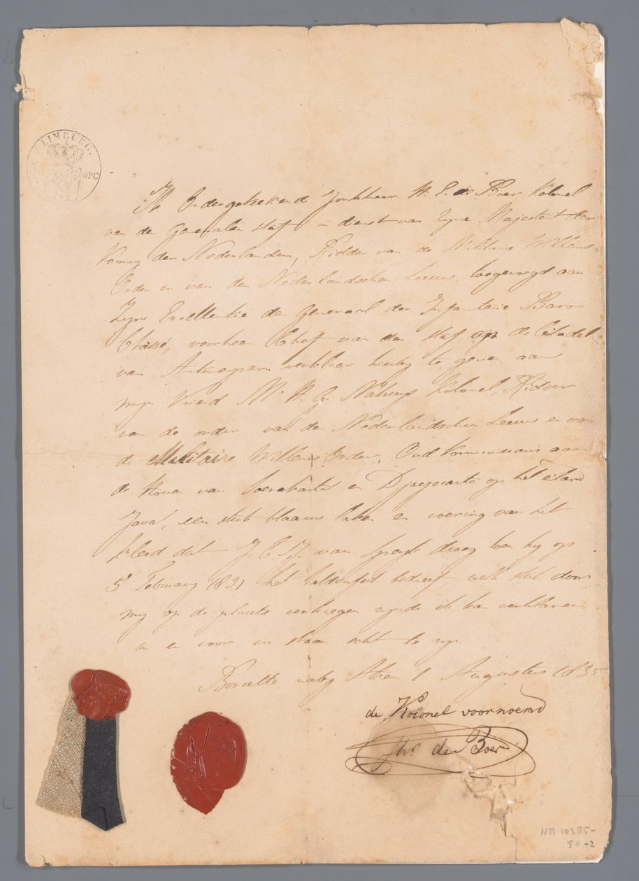 Et tøystykke fra uniformsskjørtet til J.C.J. van Speyk med vedlagte avstamningsbevis av jonkheer H. E. de Boer