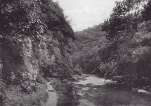 Løvehodeklippen, Dovedale (s/h-bilde)
