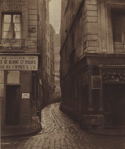 Rue Tirechape, hentet fra rue Saint-Honore, revet for rue du Pont-Neuf (s/hv-bilde) av (after) French Photographer
