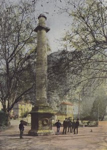 Monument av Laura og Petrarch (farget bilde) av (after) French Photographer