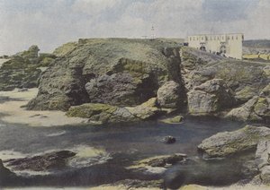 Gammelt fort ved Pointe des Poulains, i Belle-Ile (farget bilde) av (after) French Photographer