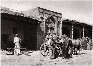 Smilende ansikter, Irak, 1925 av A. Kerim
