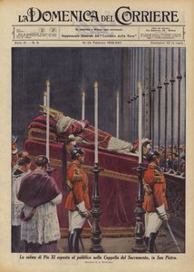 Kroppen til Pius XI eksponert for publikum i sakramentskapellet, i San Pietro
