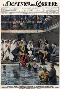 Massedåp: I Glasgow, Skottland, ble mer enn hundre mennesker, medlemmer av den nye True Bible Church, døpt i det kommunale bassenget. Illustrasjon av Beltrame. La Domenica del Corriere. 22.07.1928. av Achille Beltrame