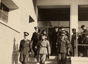 Innvielse av bygningene til Royal Airport "Fausto Pesci" i Bologna, konstruert av selskapet Mauro Toschi fu Ulisse, i nærvær av hertugen Benito Mussolini, 24/10/1936 (s/h foto)