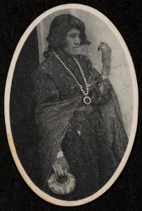  av Adam Clark Vroman