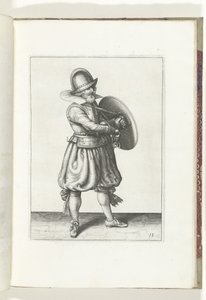 Skjold- og piggøvelsen: Soldaten tegner sin rapier fra bak skjoldet (nr. 18), 1618 Nassausche Wapen-Handelinge, van Schilt, Spies, Rappier and the Targe: beyde figuerlick avbildet, og innrammet etter den nye orden [av] (...) Maurits v av Adam van Breen
