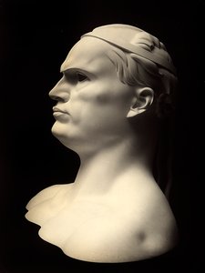 Byste som viser portrettet av Benito Mussolini, verk av Adolfo Wildt (s/hv-foto) av Adolfo Wildt