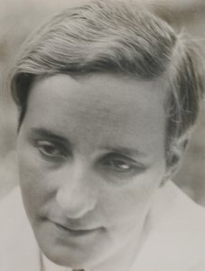 Selvportrett, ca 1931. av Aenne Biermann