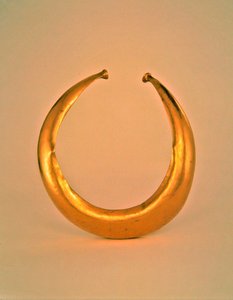 Collar, Mooghaun North, County Clare, sen bronsealder, 800–700 f.Kr. (gull) av Age Bronze