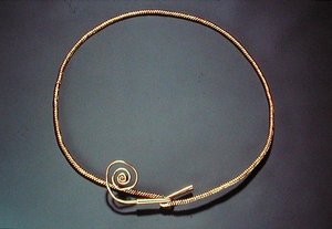 Torc, fra Tara, County Meath, middels bronsealder av Age Bronze
