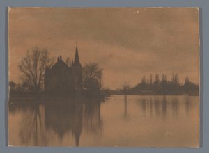 Utsikt over et landsted eller et lite slott ved vannet, Nederland av Alb. Kapteijn (attributed to)