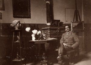 Billedhuggeren Mario Pelagatti i studioet hans, Firenze, 20/11/1920 (s/hvitt foto) av Alberto Fierli