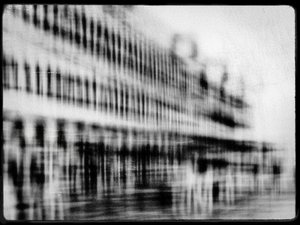 Flyplass, 2019, (fotografi) av Alex Caminker