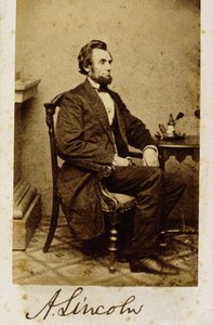 Et signert carte-de-visite-fotografi av Abraham Lincoln, 1861 av Alexander Gardner